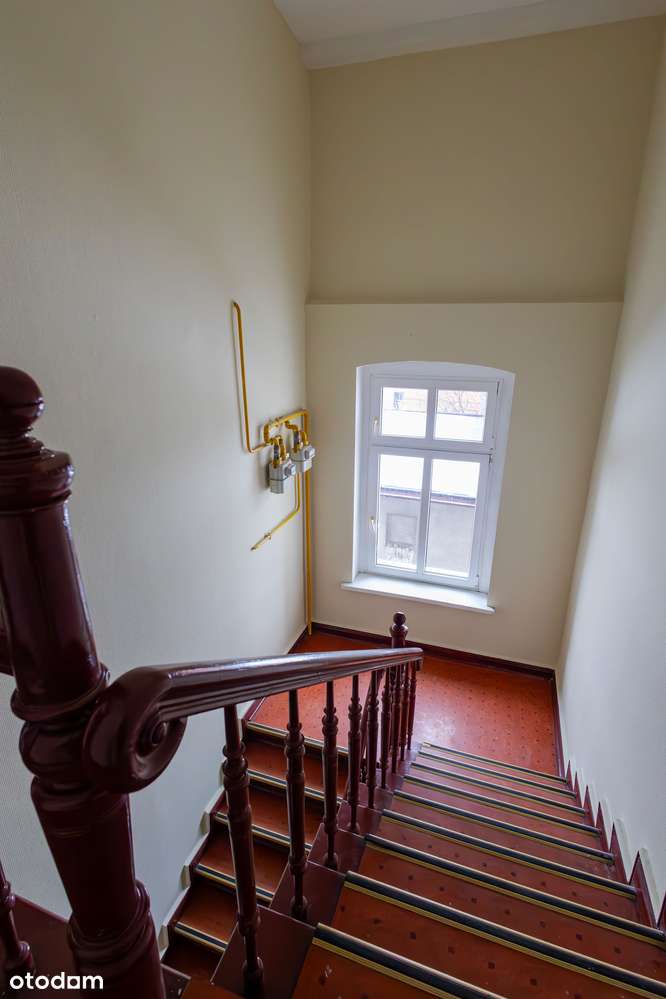 Jasne, klimatyczne 3-pokojowe mieszkanie w odnowionej kamienicy-11