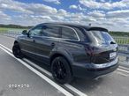 Audi Q7 - 10