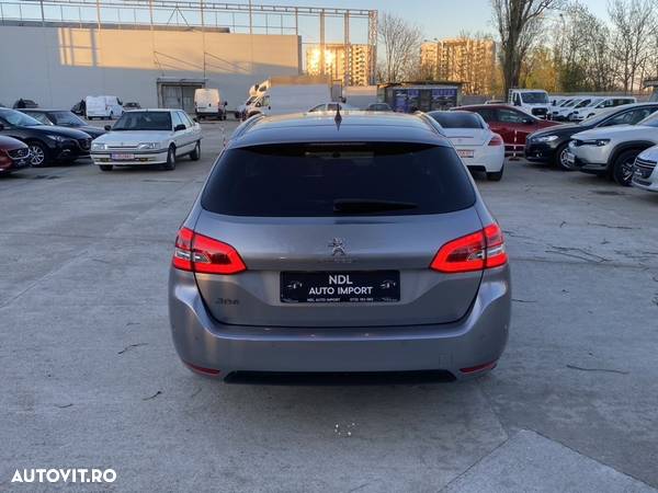 Peugeot 308 1.2 L PureTech Turbo Allure - 10