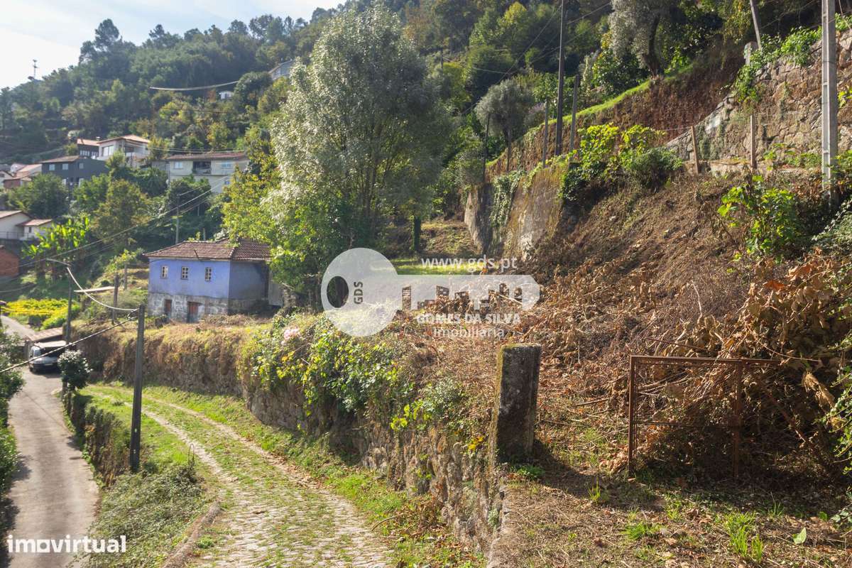 Moradia T3 com 1383m2 em Pandozes, Parada de Bouro Vieira do Minho-9