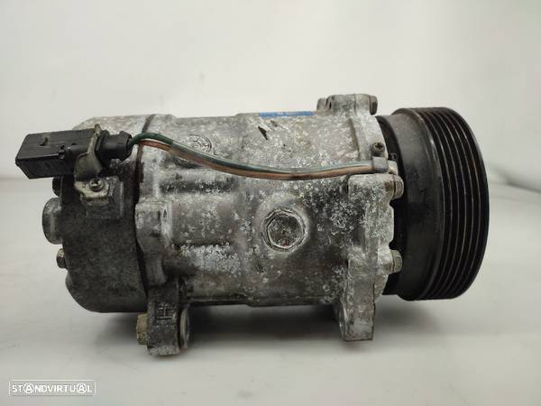 Compressor Do Ac Volkswagen Golf Iv (1J1) - 3