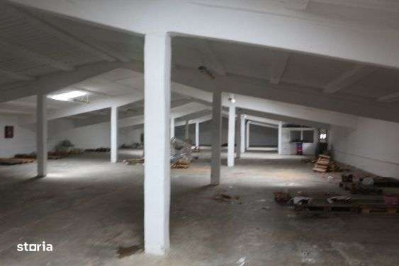 De vanzare spatiu comerscial in suprafata de 2061 mp in Mun Caransebes - Imagine principală: 5/7