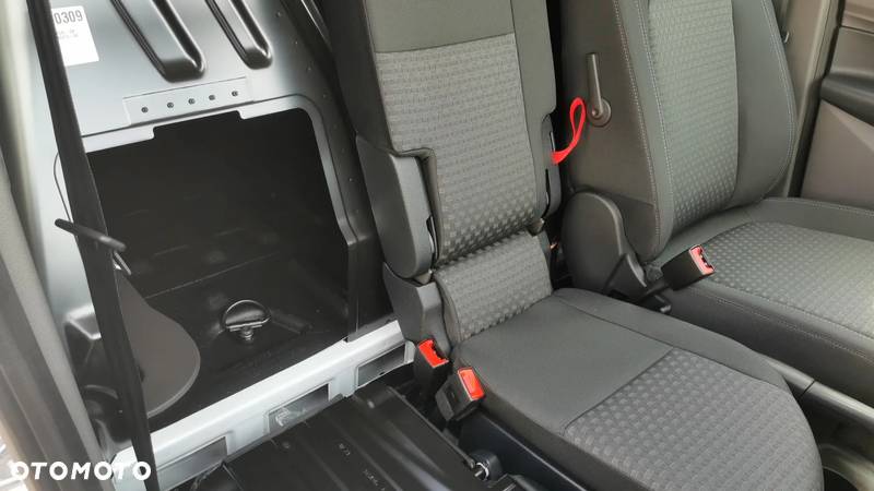 Ford TRANSIT CONNECT - 11