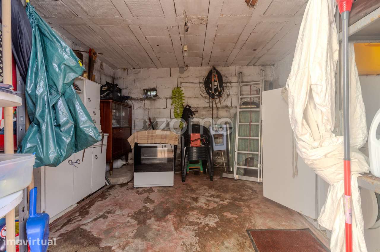 Moradia Isolada T3 com Terreno - Foz do Sousa-27