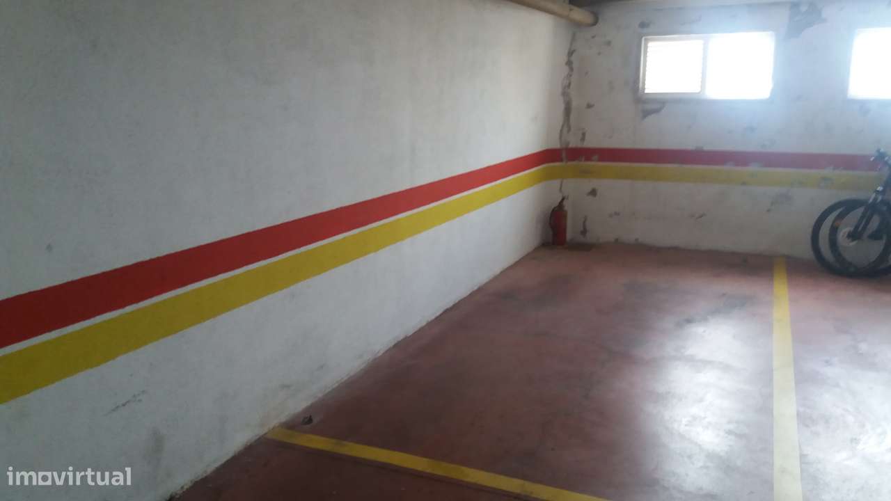 Apartamento  T2 situado em Mafra, Quinta das Pevides. - Grande imagem: 5/36