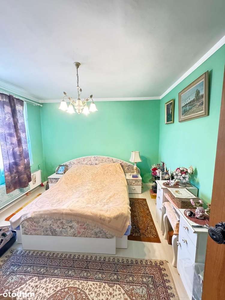 Dom wolnostojący z użytkowym poddaszem w Trzcielu ul; Główna.-8