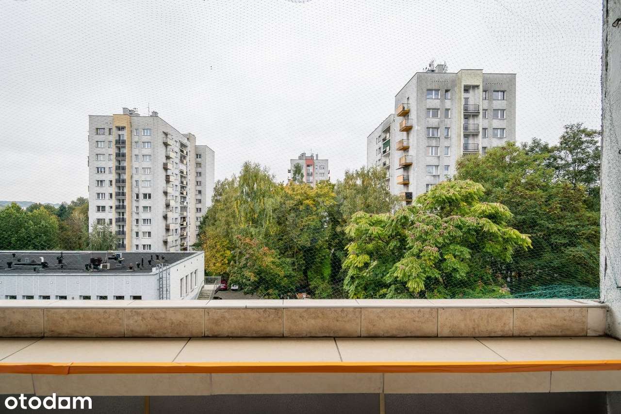 Trzypokojowe mieszkanie do własnej aranżacji - Os. Podwawelski-2