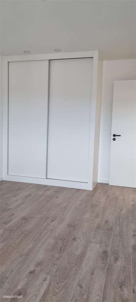 Apartamento T2+1 Venda em Venteira,Amadora-16