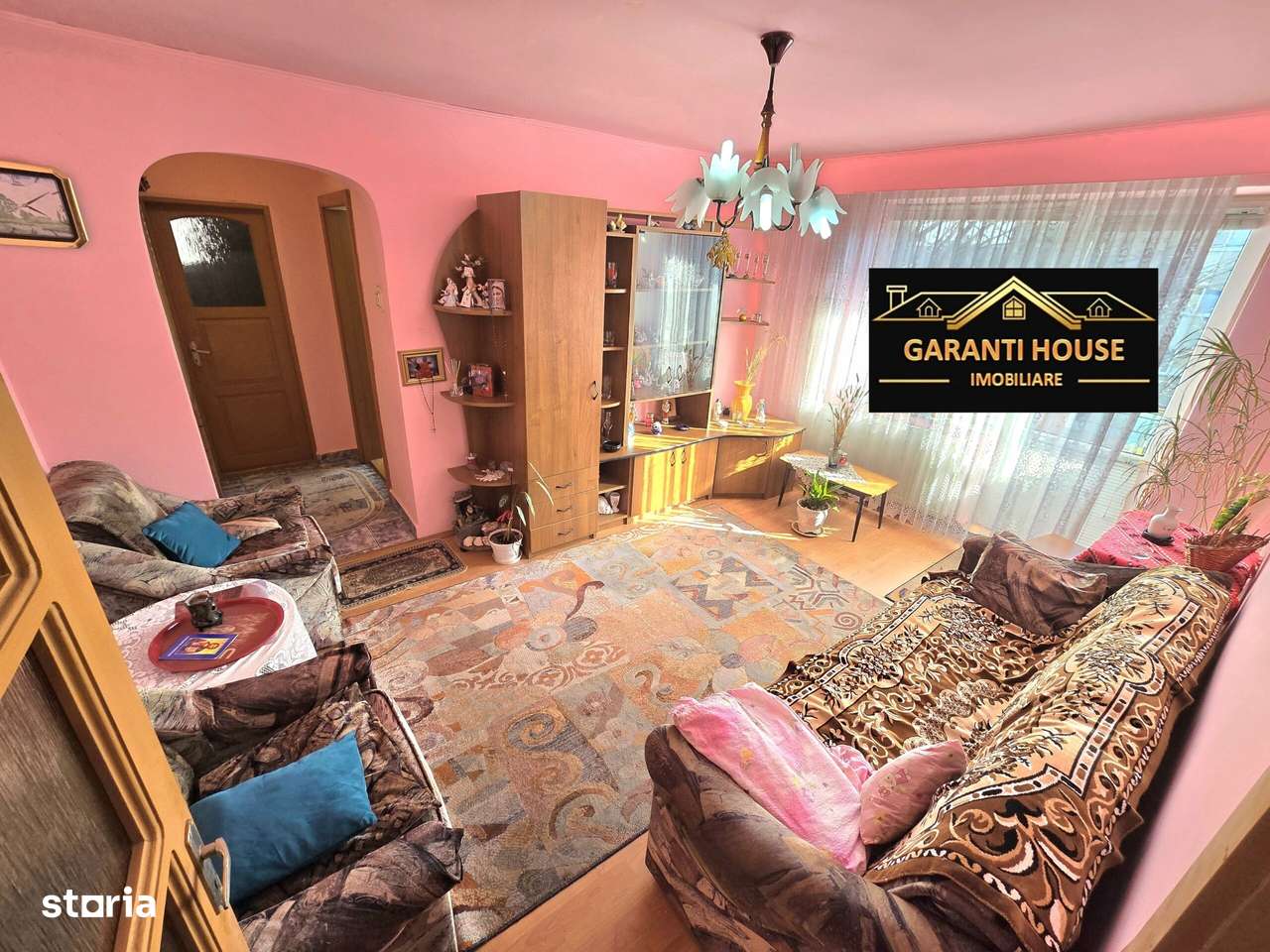 Victoriei, apartament cu 2 camere, etaj 3, garaj, 79 500€ negociabil-2