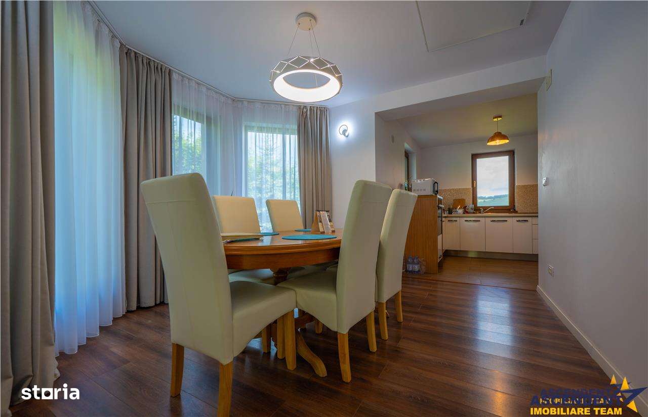 FILM! Resedinta nobiliara, in inima coltului verde al Vaii Nandrului: - Imagine principală: 5/20