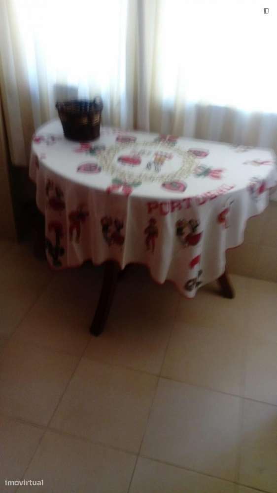 Quarto - localizado em Alameda Lisbon - Grande imagem: 5/9