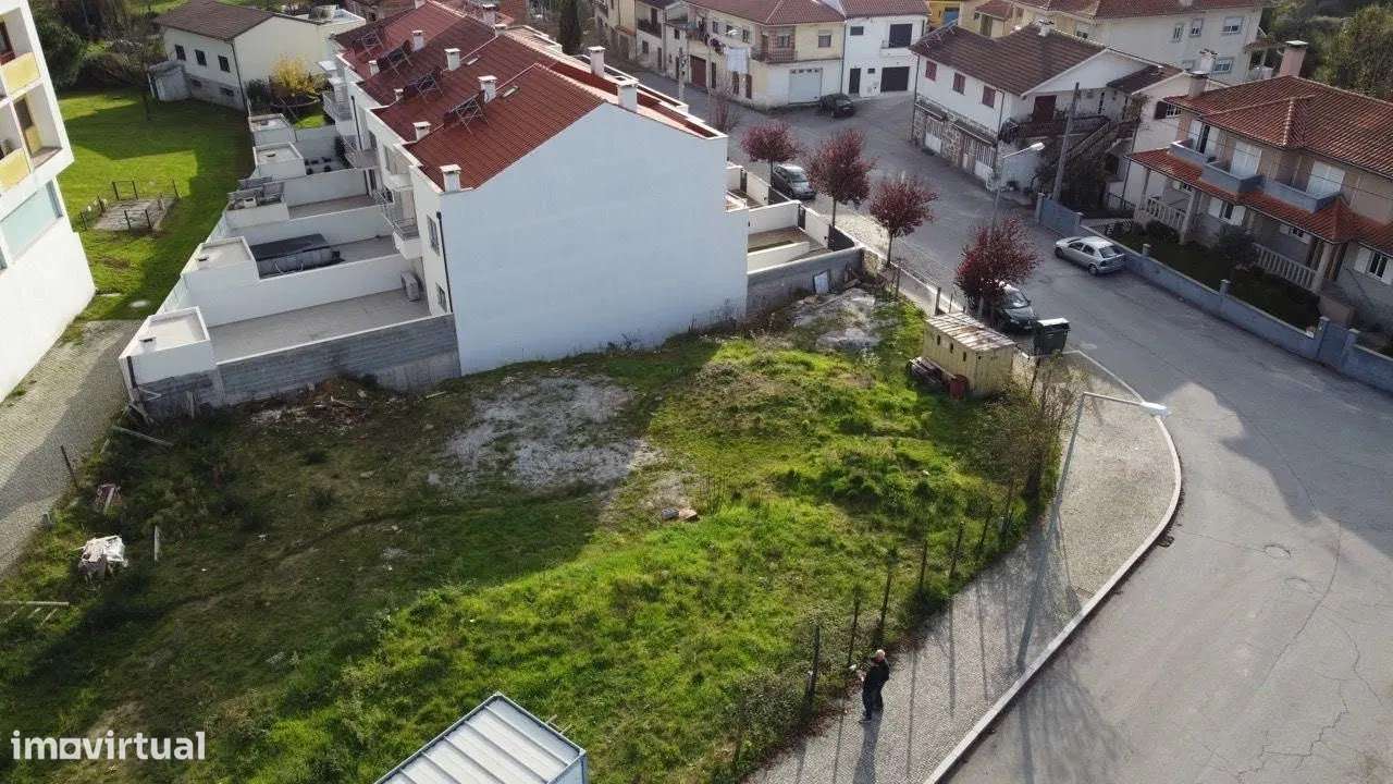 Terreno para construção - Grande imagem: 2/2