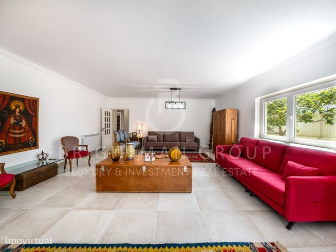 Moradia T4 + 1 com jardim e piscina, em Bicesse, Cascais-5