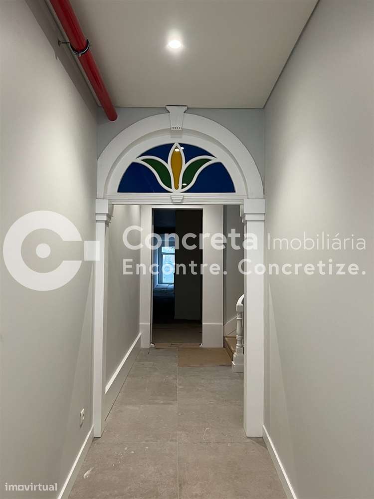 Apartamento T0 novo, mobilado e equipado no centro histórico de Braga-9