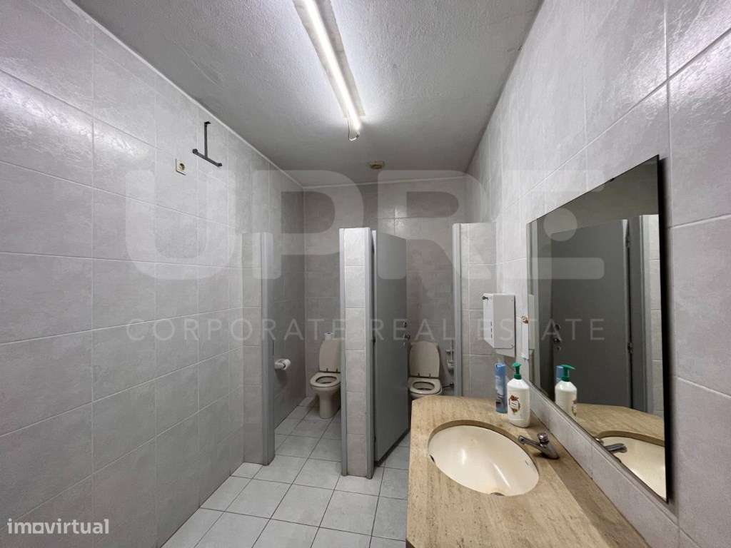 Armazém c/ pontes rolantes| VENDE | VN Gaia (Grijó)-35