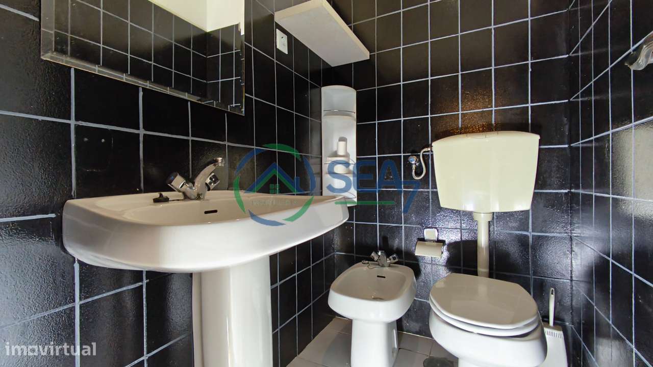 Apartamento T2 na praia da Amorosa, Chafé-10