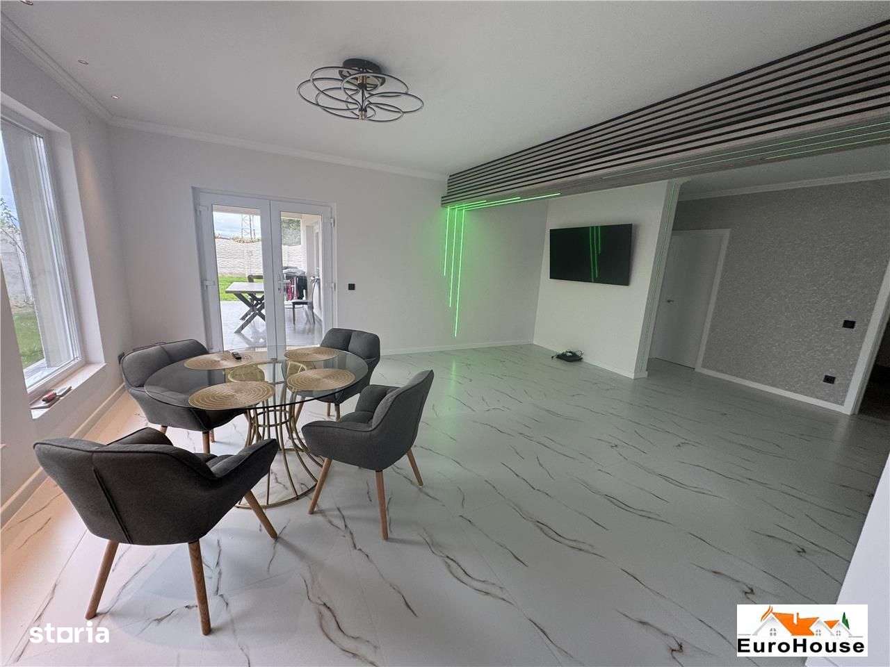 Casa superba pe un nivel de vanzare in Alba Iulia - Imagine principală: 5/20