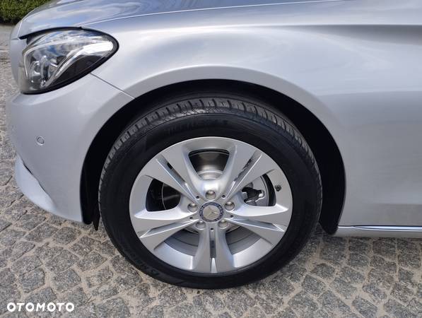 Mercedes-Benz Klasa C 220 (BlueTEC) d T 7G-TRONIC Avantgarde - 13