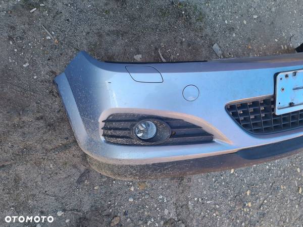 Zderzak przedni spryskiwacze halogeny Opel Astra H Cabrio - 2