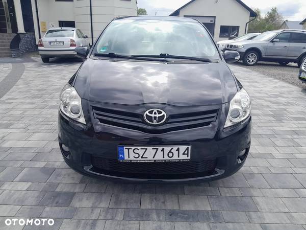 Toyota Auris 1.33 Dual-VVT-i Design Edition - 3