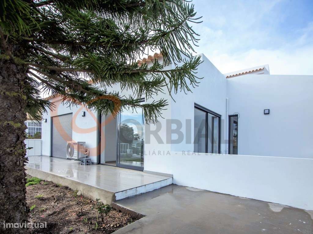 Moradia para venda em Albufeira com 6 quartos e piscina-52