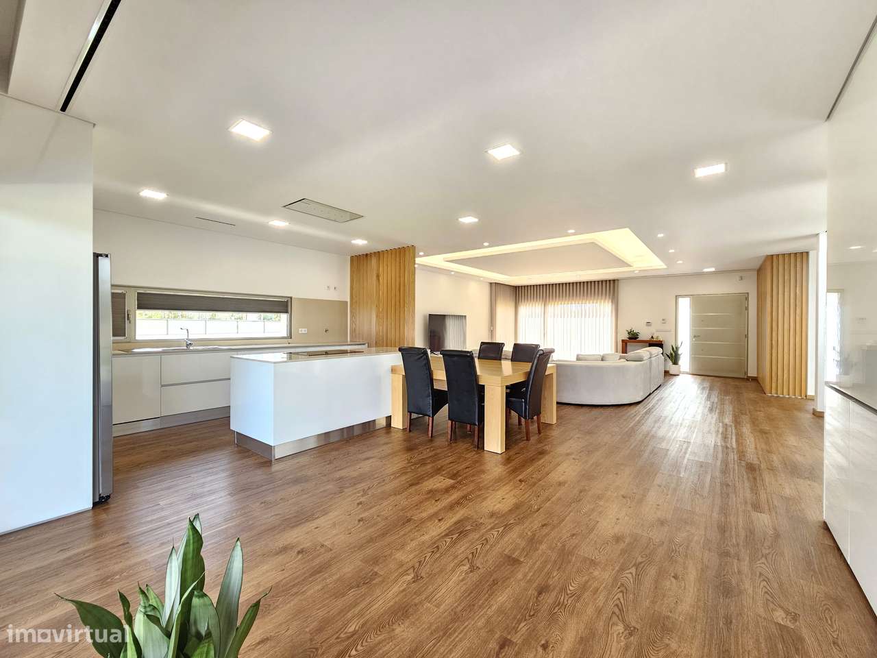 Moradia T3 com excelentes áreas e espaço exterior na Palhaça - Grande imagem: 4/60