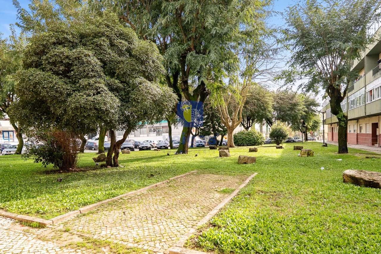 Apartamento T3 Mercês, Rio de Mouro!-23