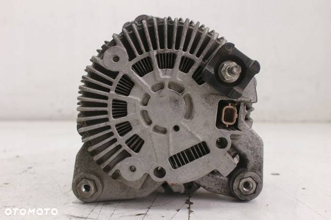 Alternator Renault Laguna III 8200960533 1.5 DCI - 5