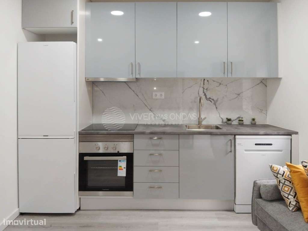 Moradia T1 totalmente renovada, com terraço, no centro do Porto.-1