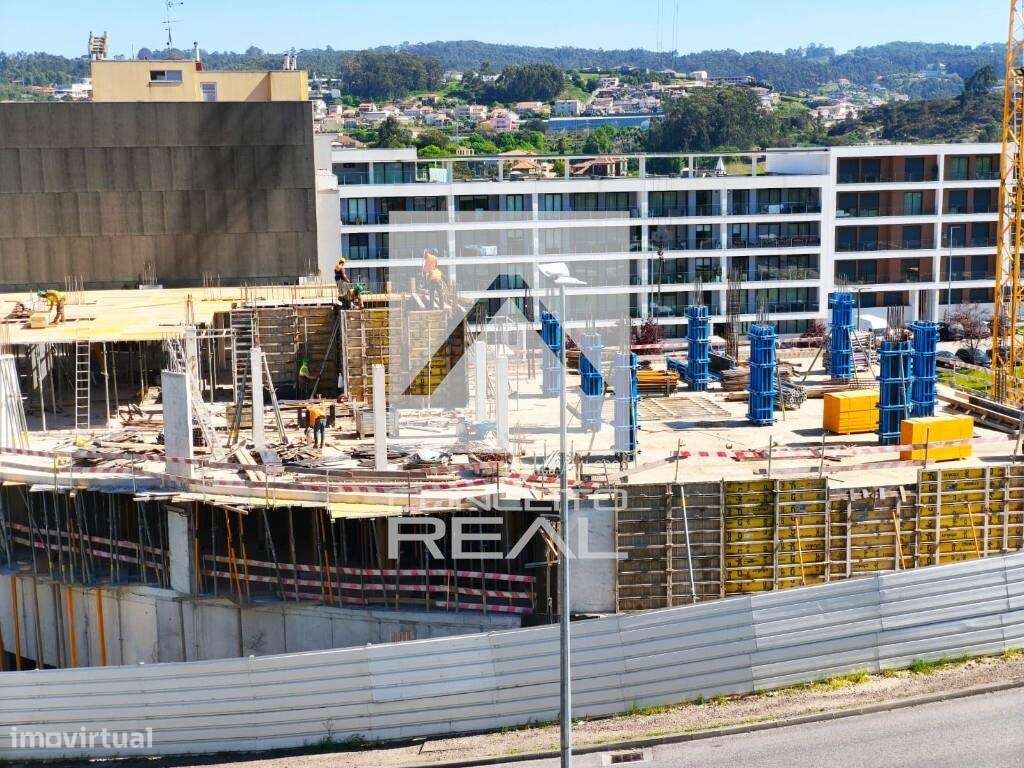 Apart. T3 c/ Box p/ 2 viat. Novo - Lordelo (Paredes)-14