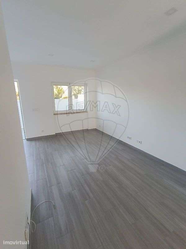 Apartamento T2 para arrendamento - Grande imagem: 4/18