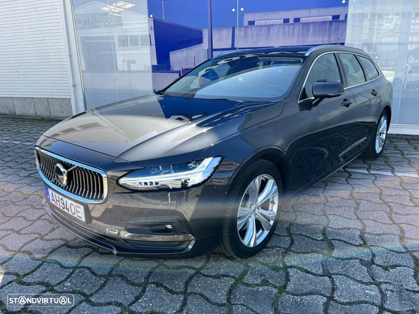 Volvo V90 2.0 B4 Momentum Plus Geartronic - 2