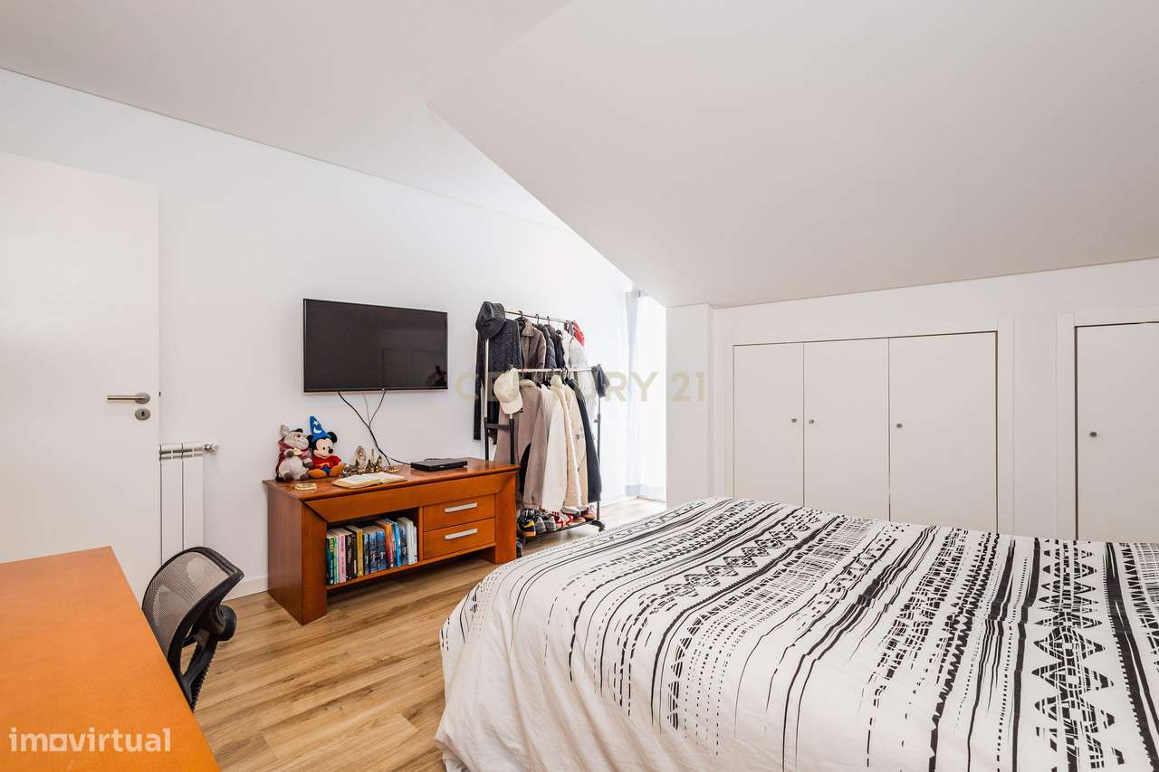 Duplex Moderno (2021) com Terraço Privativo | Santa Clara - Parceiros-14