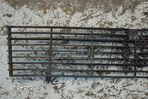 GRILL ATRAPA PEUGEOT 504 - 10