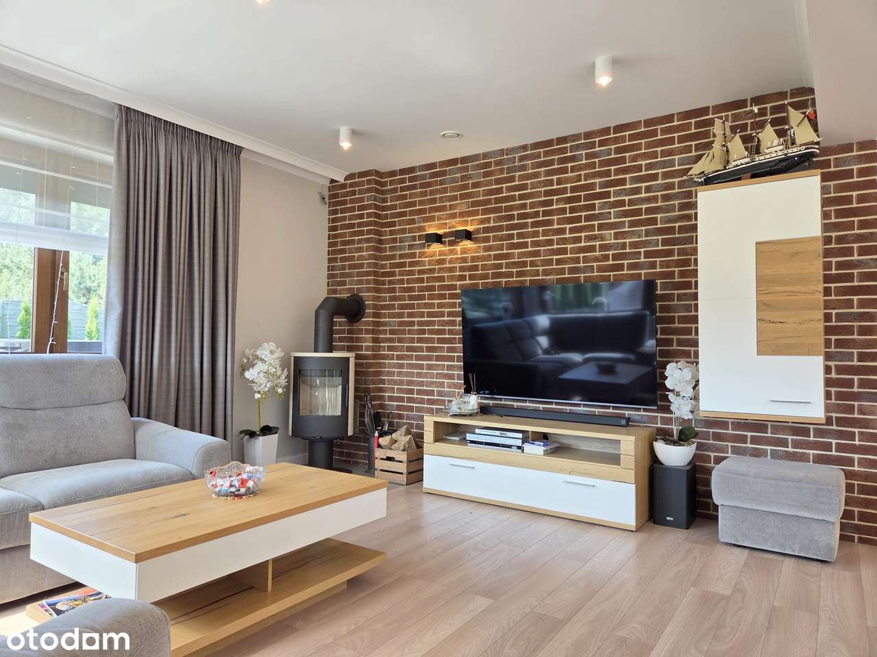 Nowoczesny dom pod lasem w Kliniskach-6