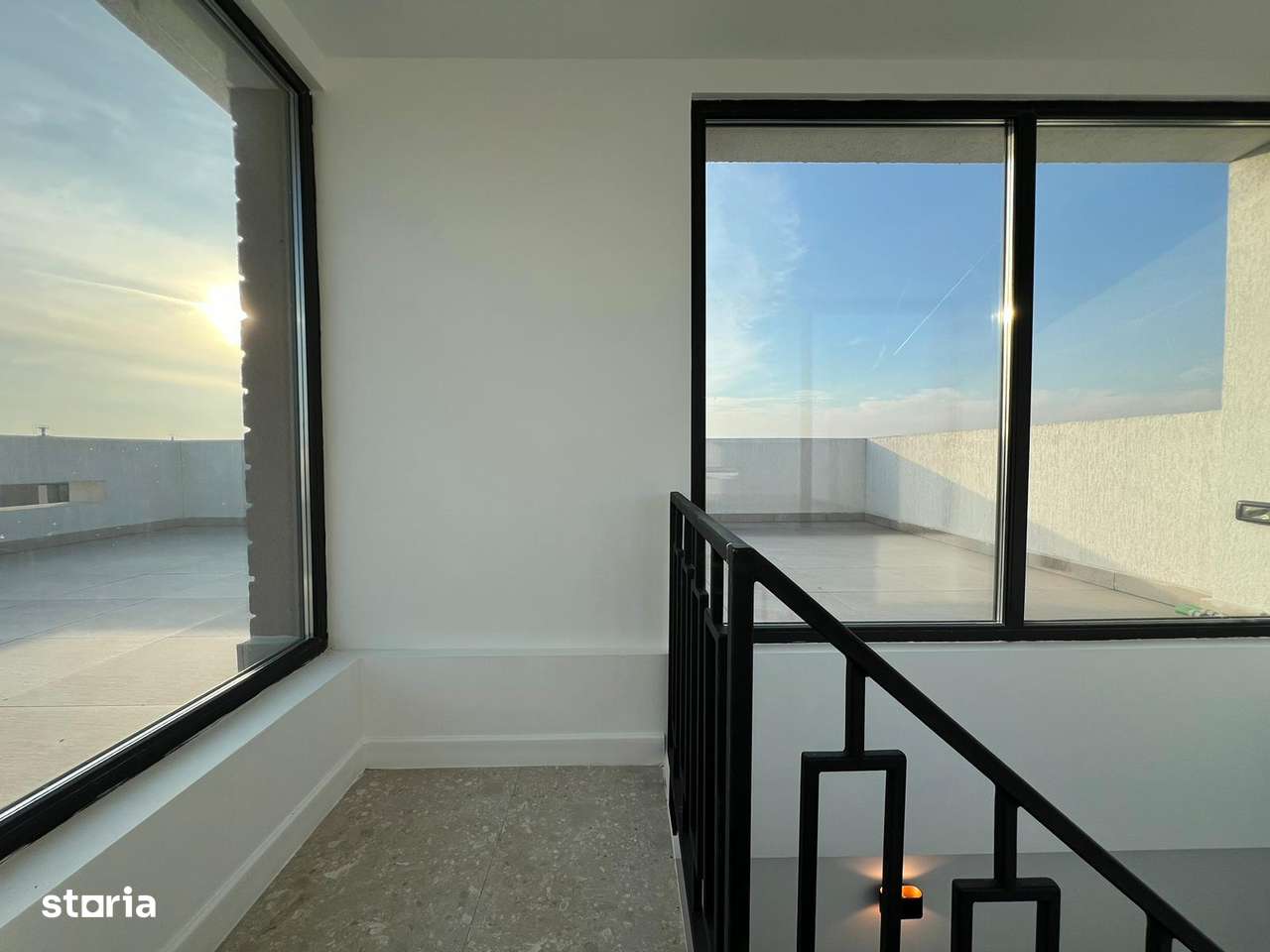 LA CHEIE! gata de mutare The Class Villas Tunari, TEREN 300 MP-15