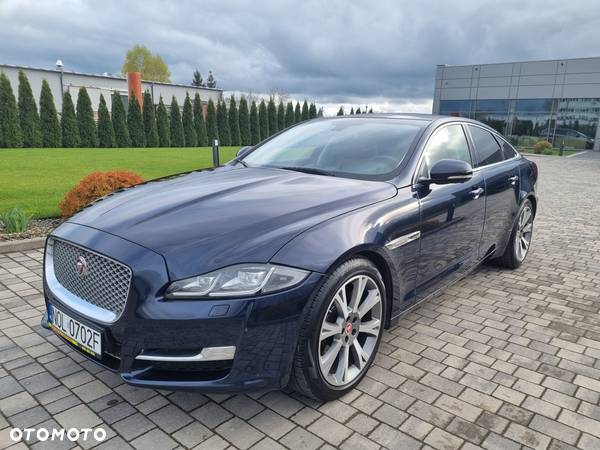 Jaguar XJ 3.0 V6 Diesel Portfolio - 1