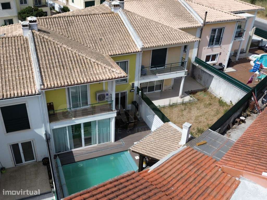 Moradia T4+2 com piscina na Urb. Lombas (São Domingos de Rana)-48
