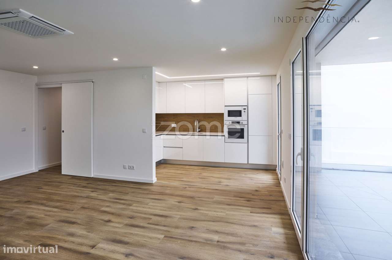 Apartamento T2 || Novo || Praia da Nazaré - Grande imagem: 4/19