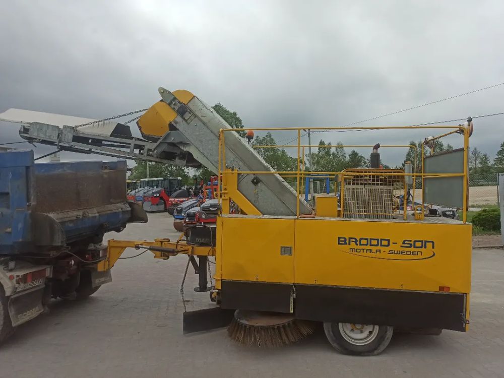Brodd-son 2500 scandia  zamiatarka elewatorowa broddson broddway 2006