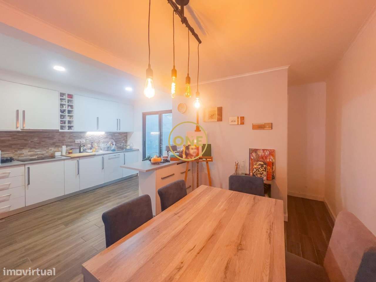 Moradia V2 + 1 com Terraço no Centro Histórico de Ponta Delgada - Grande imagem: 5/13