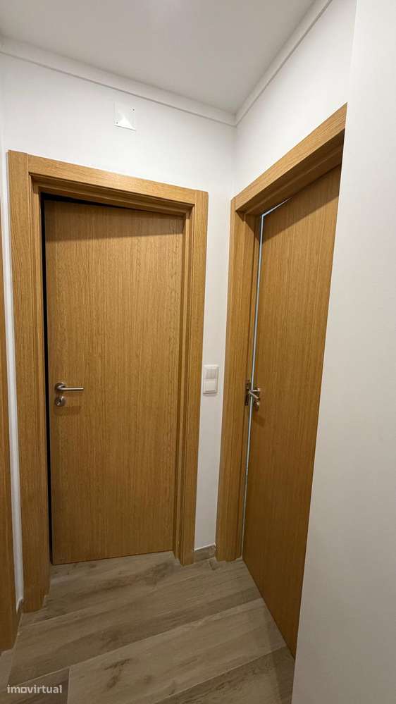 Quarto mobilado com varanda - Grande imagem: 4/4