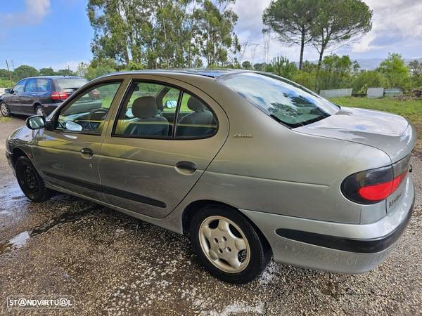 Renault Mégane 1.4 RN - 2