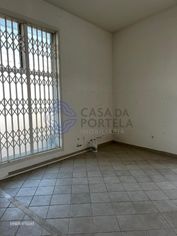 Loja bem localizada, com estacionamento, com prédios novos e muita hab - Grande imagem: 3/24