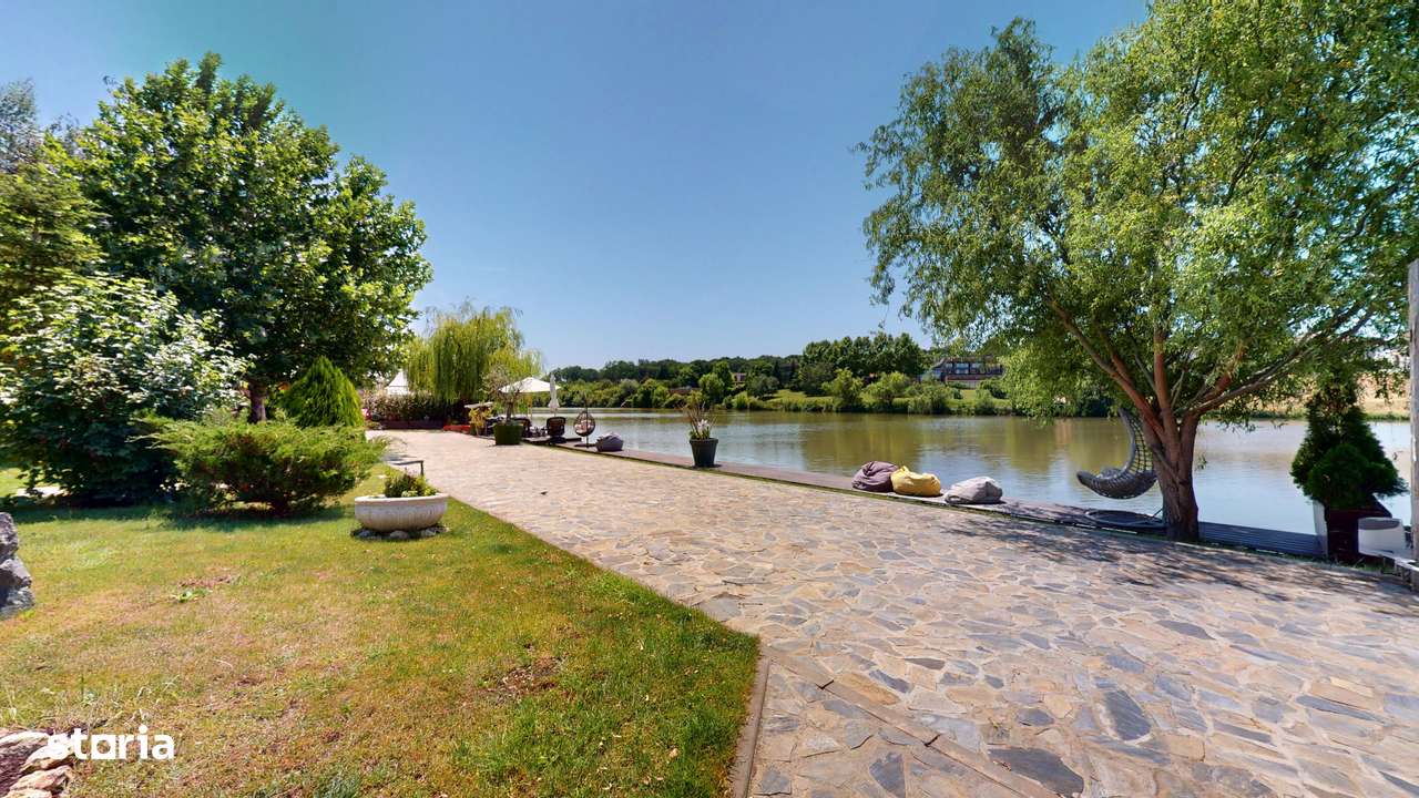 Imobil de lux pe malul lacului cu ponton, complet mobilat si utilat-7