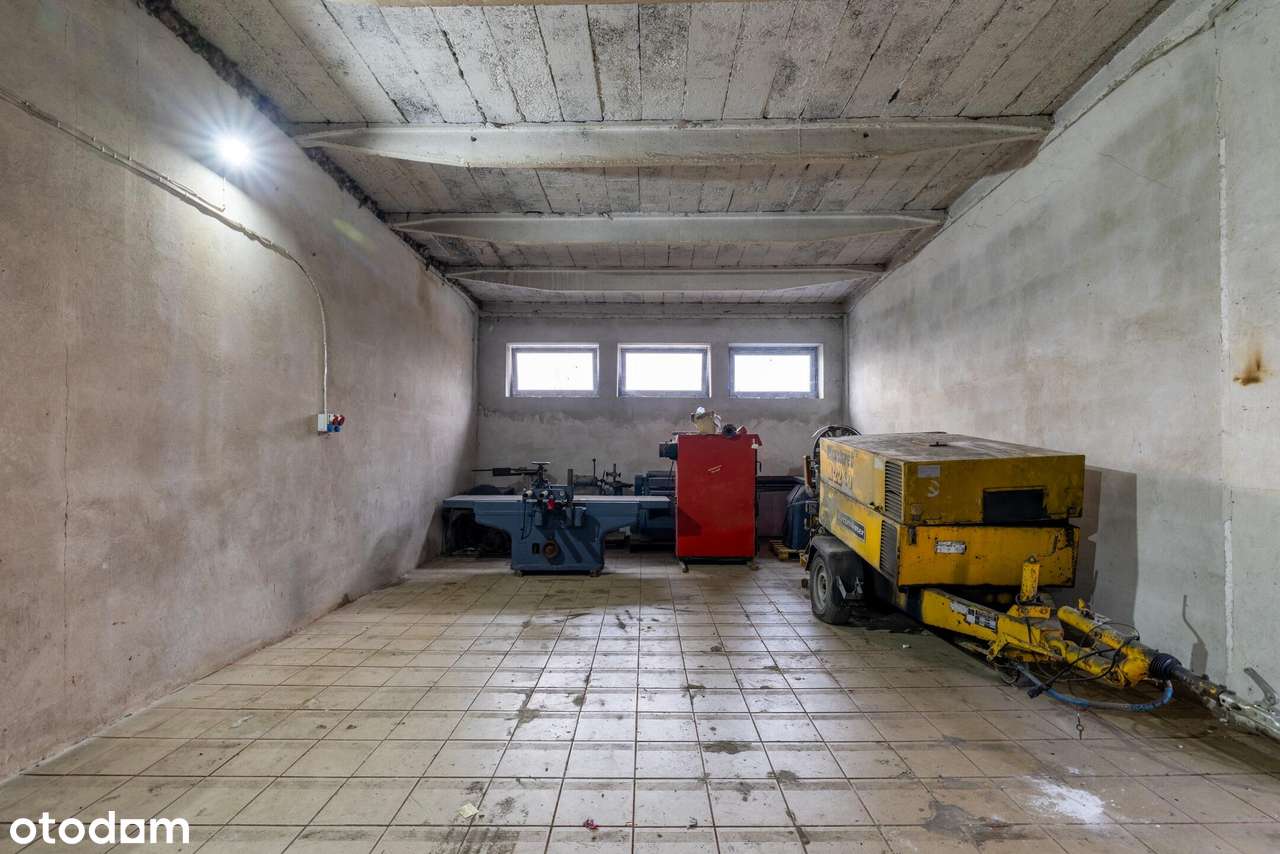 10 000  m2  w centrum Szczekocin-11