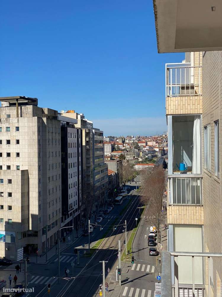 Apartamento com 3 quartos - localizado em Mafamude Vila nova de gaia - Grande imagem: 5/9