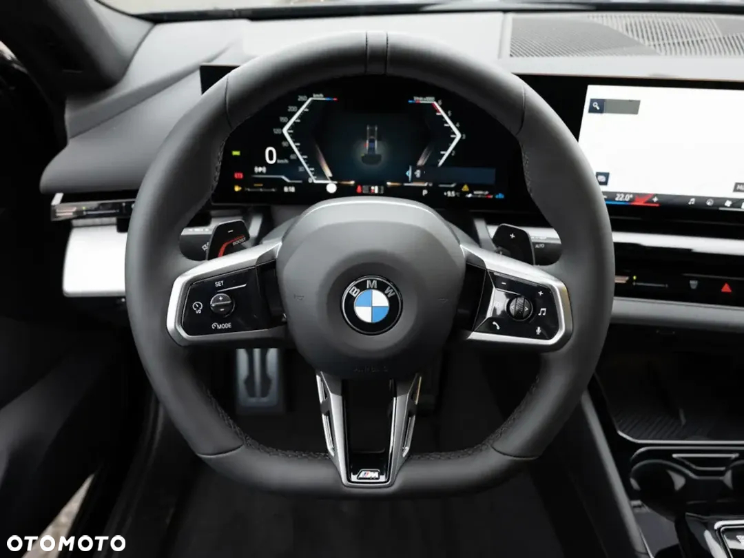 BMW Seria 5 520i mHEV - 6