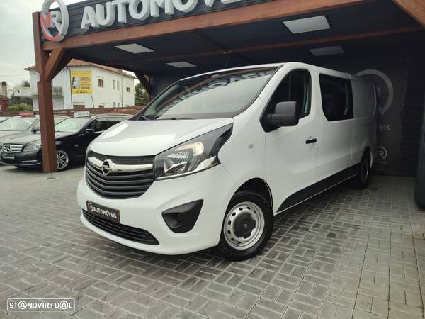 Opel Vivaro - 1