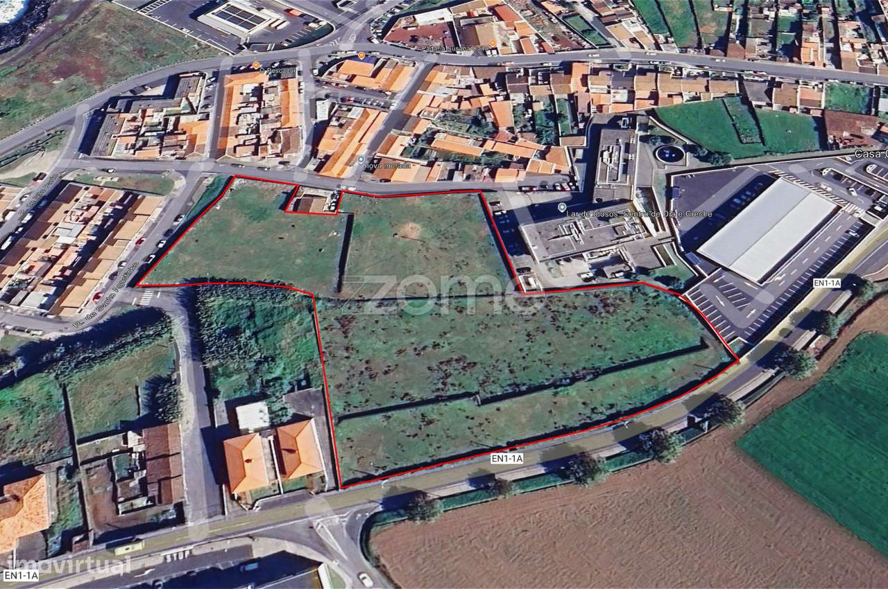 Terreno urbanizável com 13.020 m² no centro de Rabo de Peixe - Grande imagem: 3/15